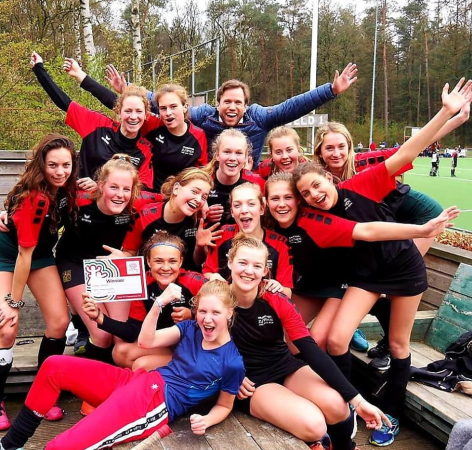 Dames hockeyteam naar landelijke finale Olympic Moves